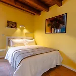 Il Laghello Wood House Framura
