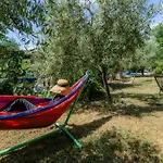 Il Laghello Wood House Farm stay *