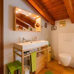 Farm stay Il Laghello Wood House