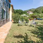 Farm stay Il Laghello Wood House *