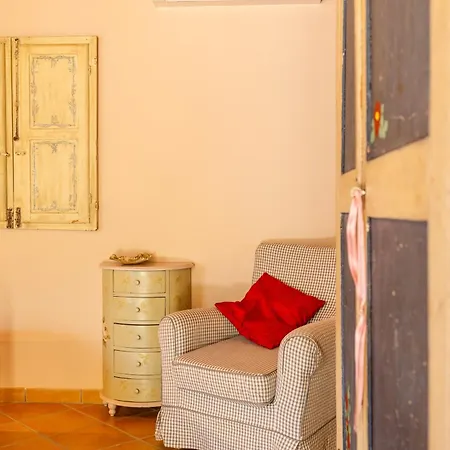 Çiftlik konaklama Il Laghello Wood House *