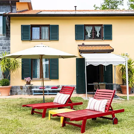 Il Laghello Wood House Framura