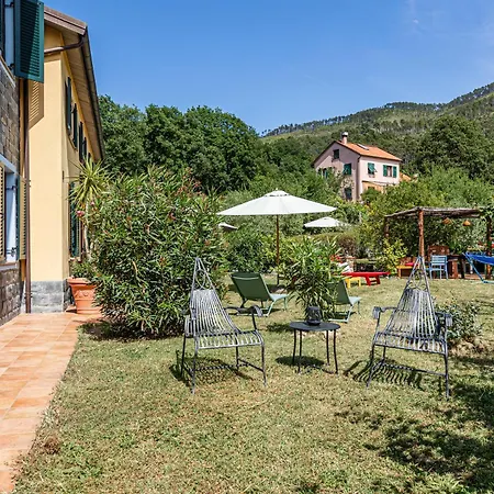 Çiftlik konaklama Il Laghello Wood House Framura