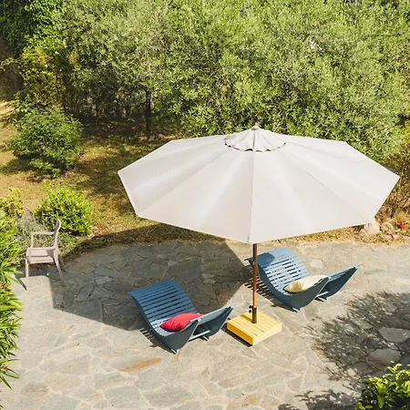 Il Laghello Wood House Фермерский дом *