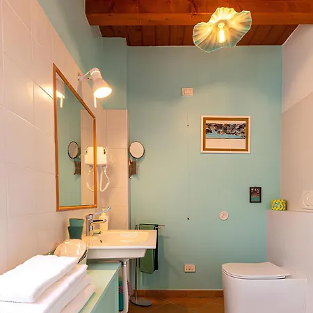 Çiftlik konaklama Il Laghello Wood House *