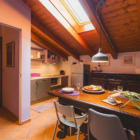 Il Laghello Wood House Framura