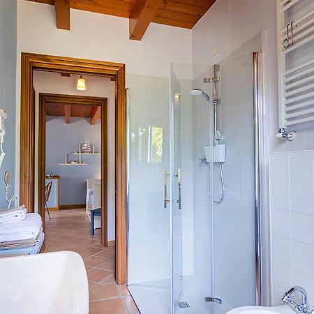 Il Laghello Wood House Çiftlik konaklama *