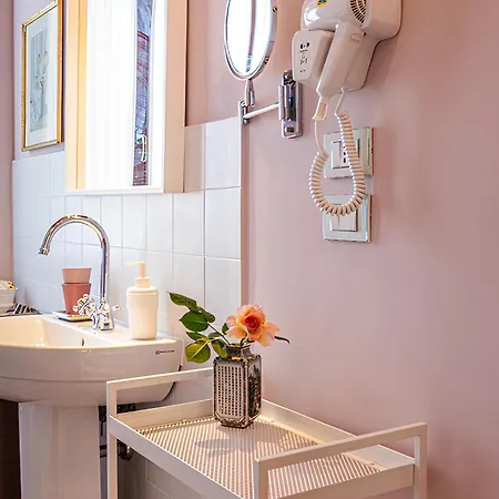 Çiftlik konaklama Il Laghello Wood House Framura