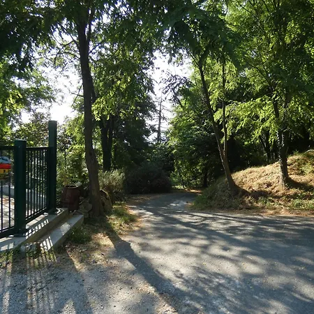 Il Laghello Wood House *