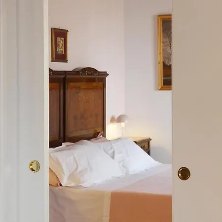 Фермерский дом Il Laghello Wood House *
