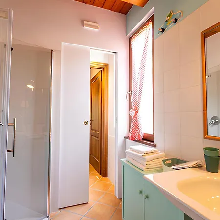 Il Laghello Wood House Framura