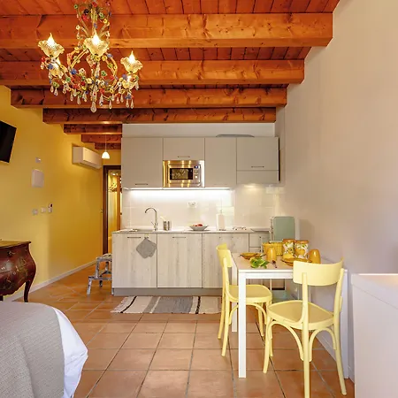 Il Laghello Wood House Κατάλυμα σε φάρμα Framura
