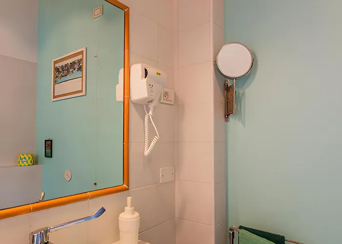 Il Laghello Wood House Feriegård *