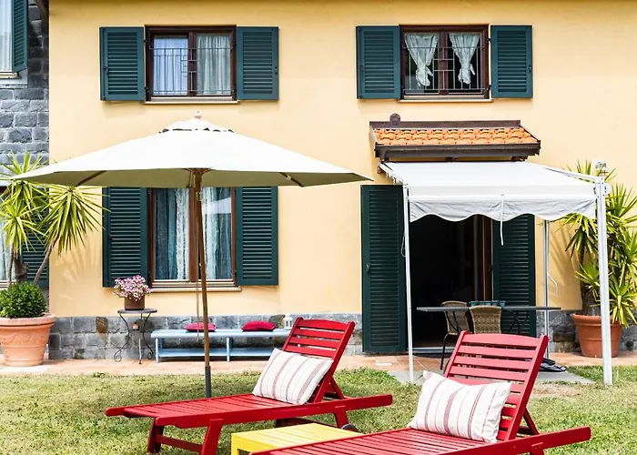Il Laghello Wood House Framura