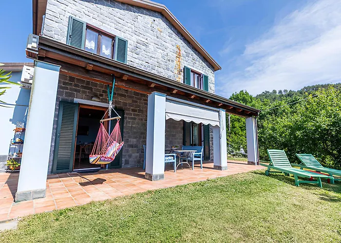 Feriegård Il Laghello Wood House